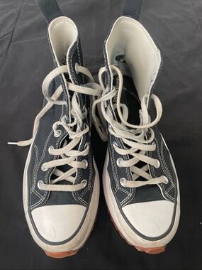 Converse Run Star Hike Platform Sneaker - Black / White / Gum 7.5 women’s